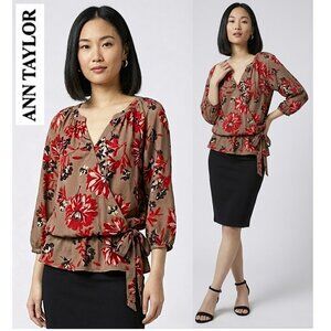 ANN TAYLOR - Floral print wrap blouse